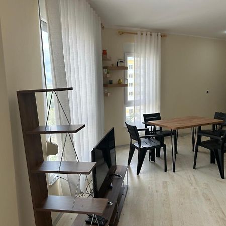 Apartment In Qerret Golem  Exterior photo